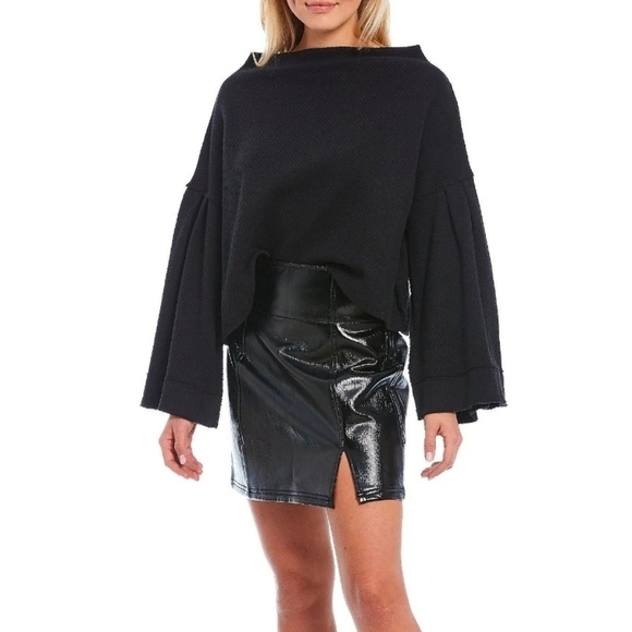 Free People We The Free Bunny Cropped Mock Neck Top In Black Size Large - Picture 2 of 9